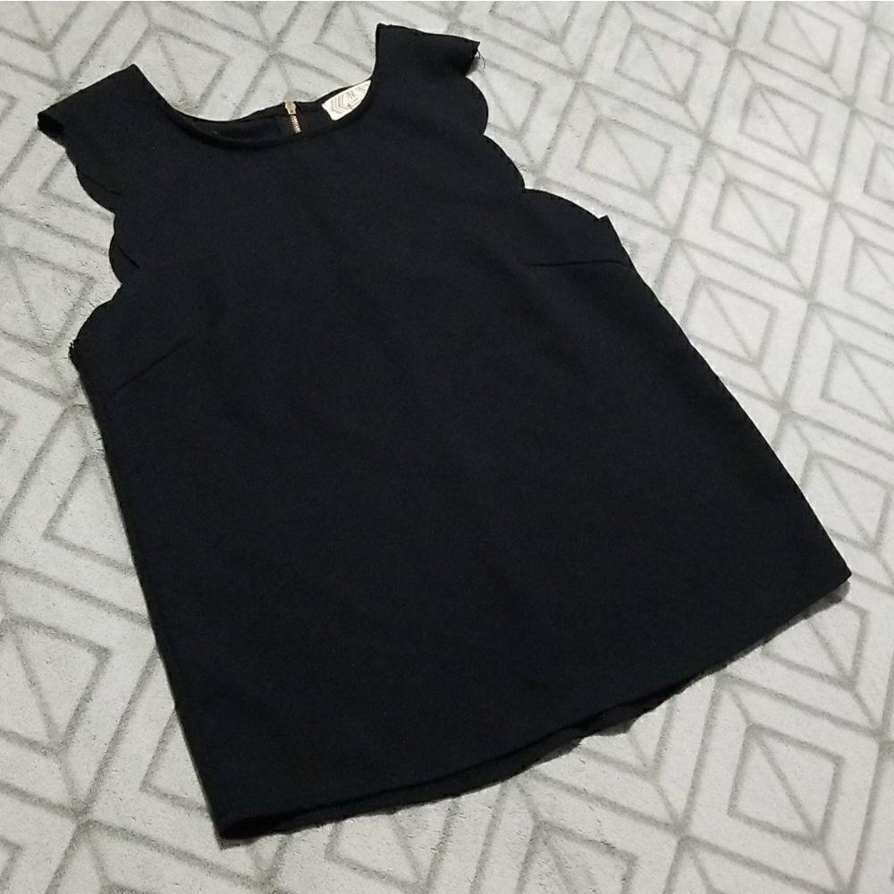 Pink Rose Black Scalloped Sleeveless Classy Dressy Classic Loose Fit Blouse